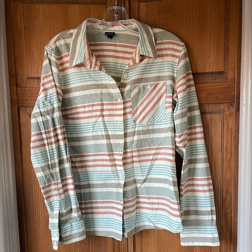 Patagonia striped flannel button down, size 4 (small)